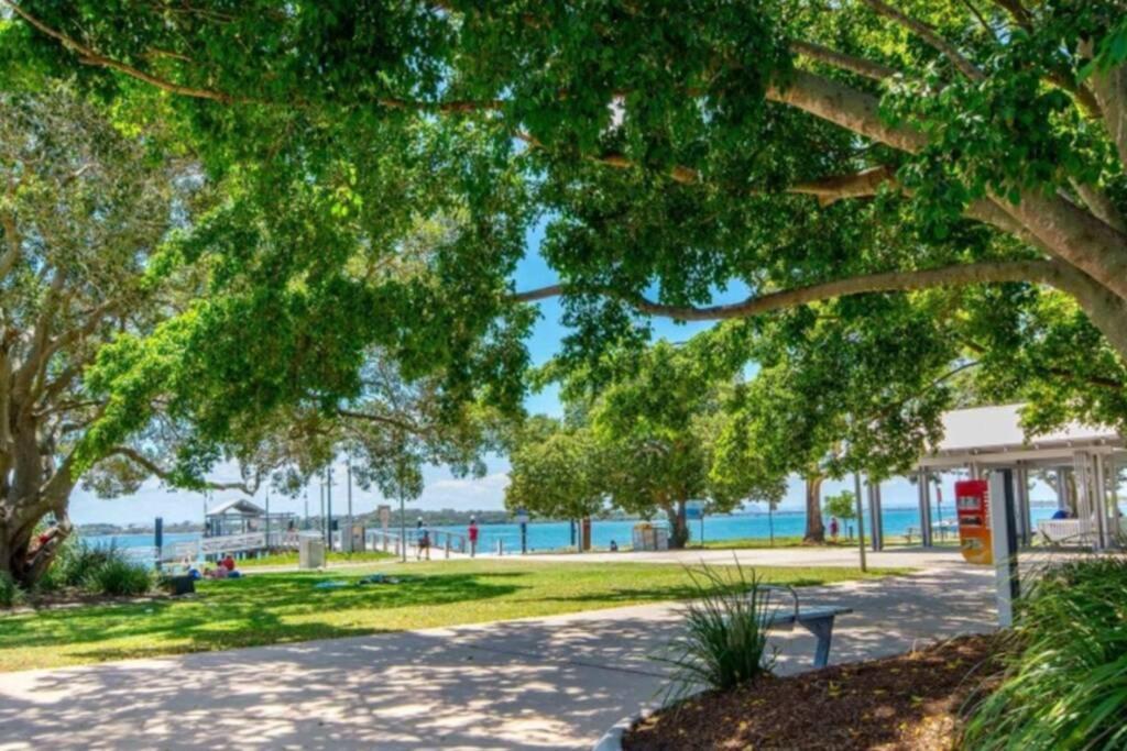 Bribie Island Unit With Pool - Amazing Beaches & Lifestyle! Bongaree 外观 照片