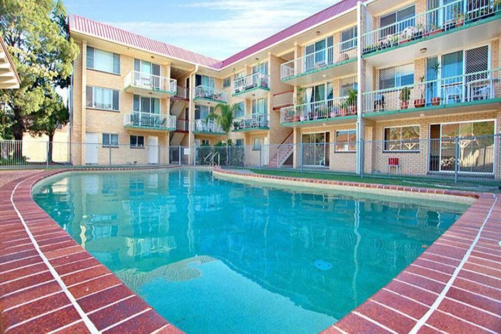 Bribie Island Unit With Pool - Amazing Beaches & Lifestyle! Bongaree 外观 照片